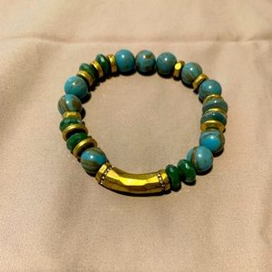 Stella & Dot Turquoise green and gold stretch bracelet